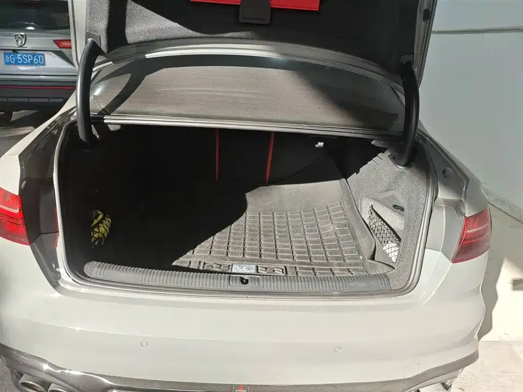 Audi S4 2022 из CN, фото 9