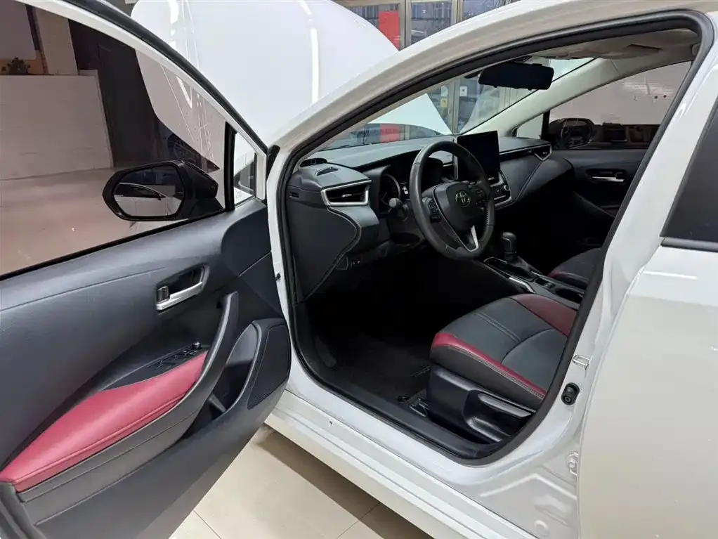 Toyota Corolla 2022 из CN, фото 6
