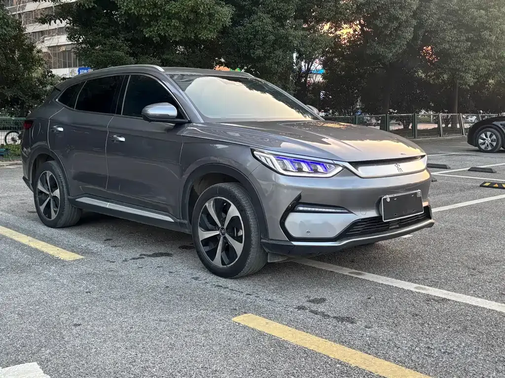 BYD PLUS New Energy — фото 10