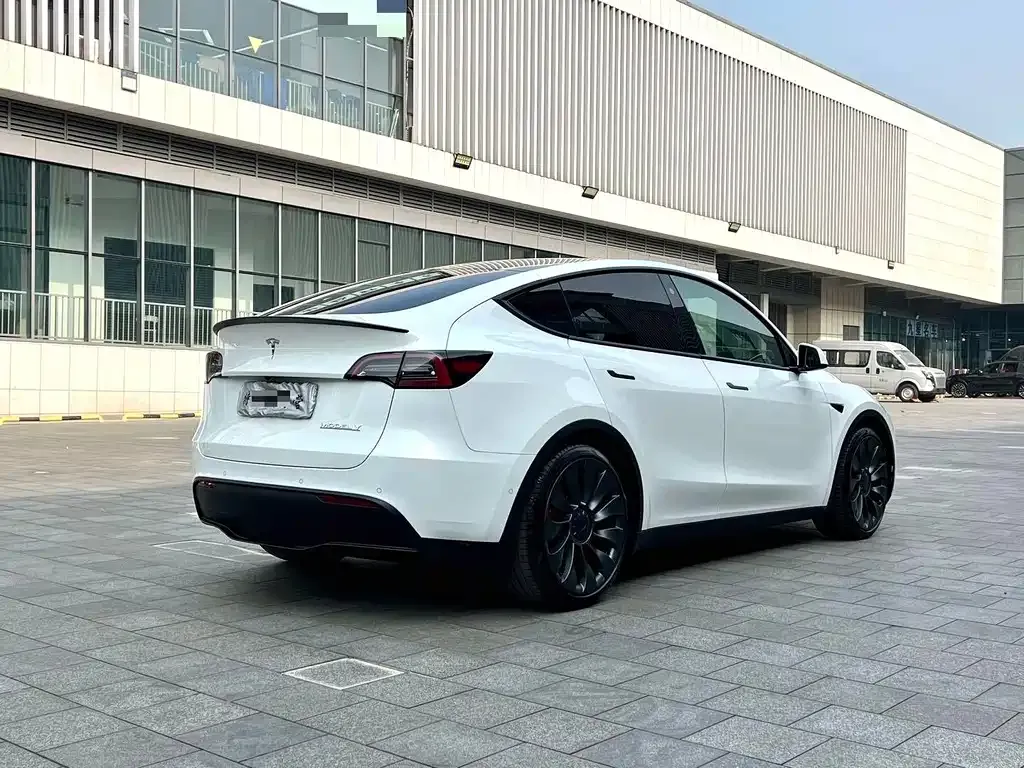 Tesla Model Y 2022 из CN, фото 10