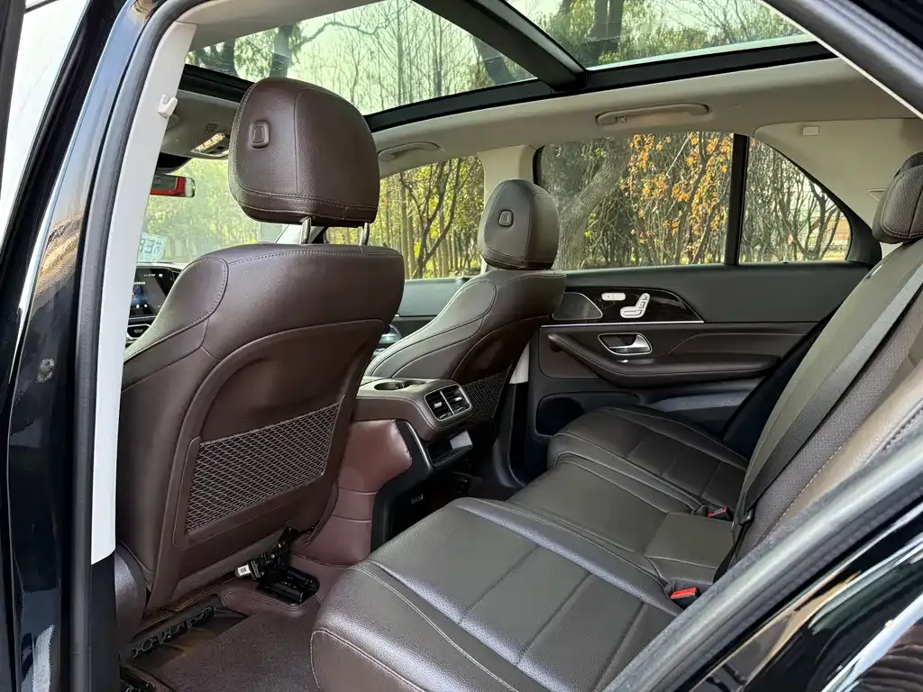 Mercedes-Benz GLE — фото 7