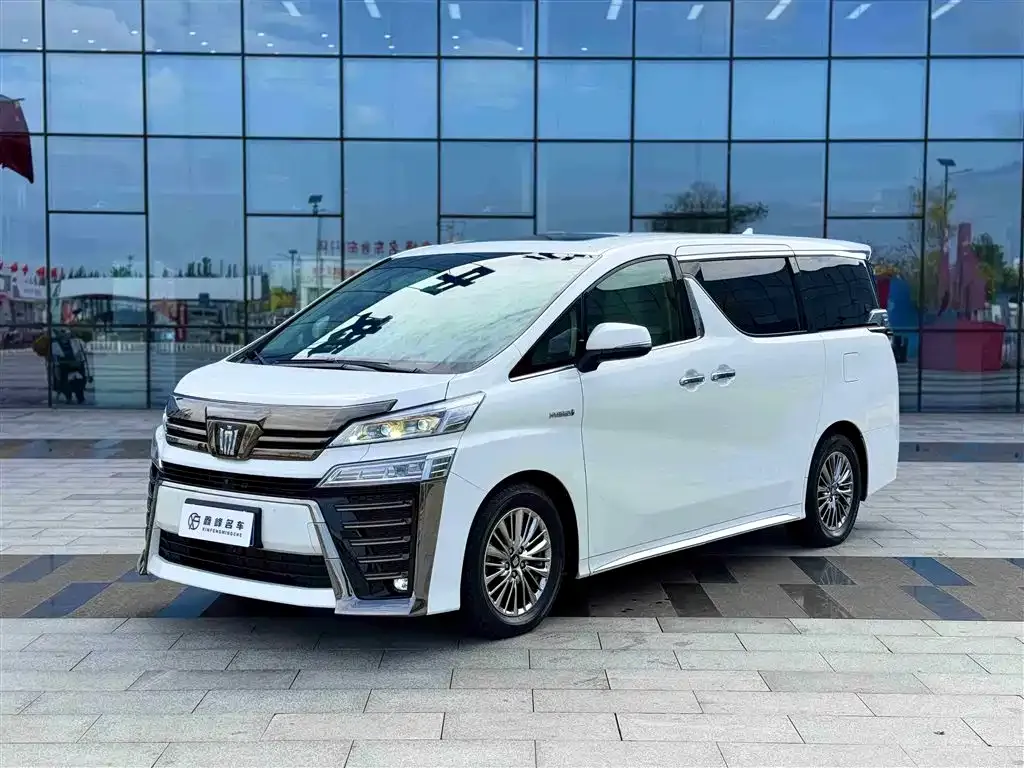 Toyota Vellfire 2023 из CN, фото 1