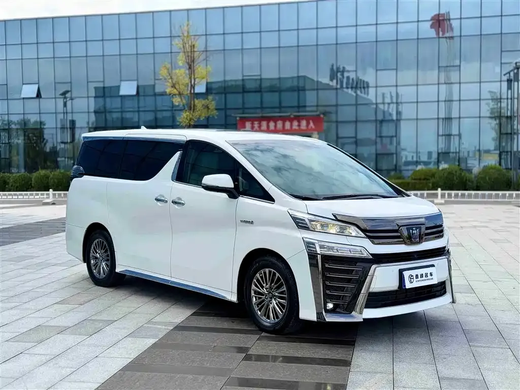 Toyota Vellfire 2023 из CN, фото 5
