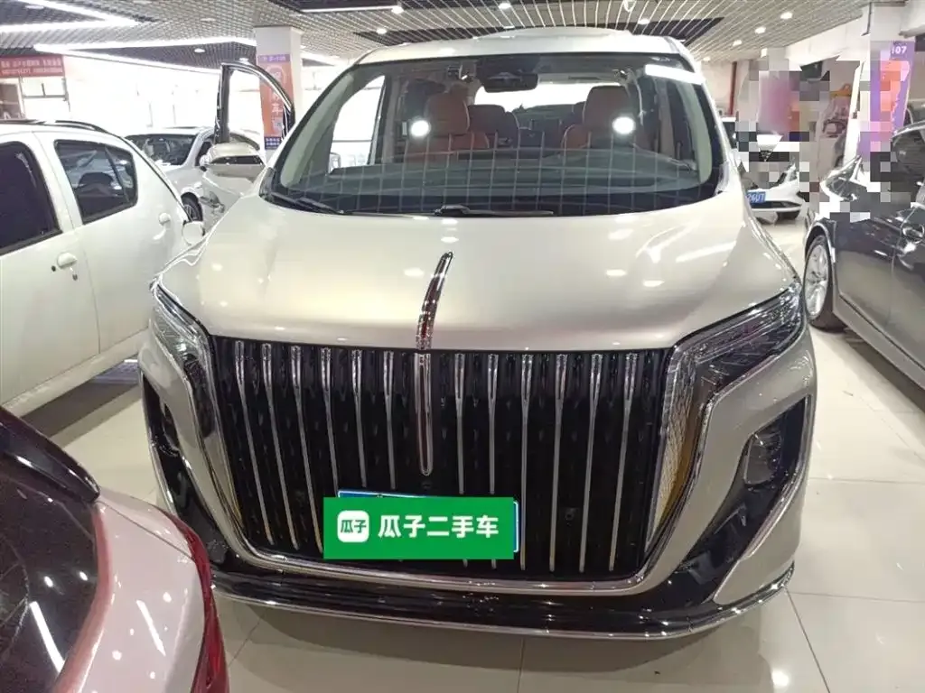 Hongqi HQ9 — фото 2