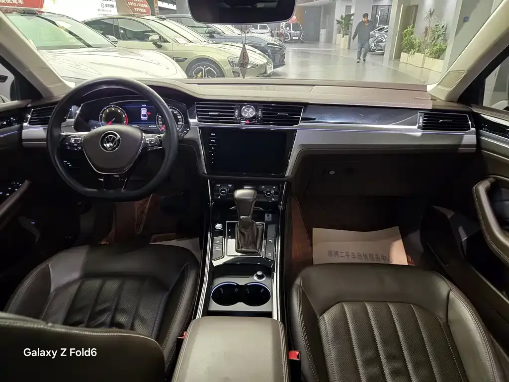 Volkswagen Phideon 2022 из CN, фото 6
