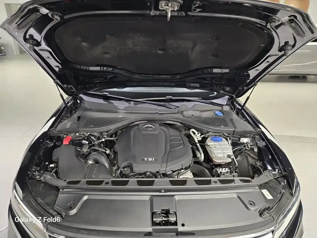 Volkswagen Phideon 2022 из CN, фото 3