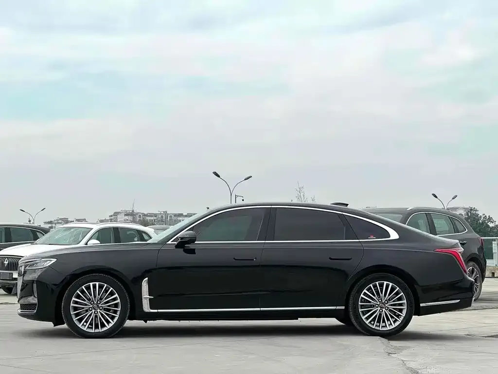 Hongqi H9 — фото 2