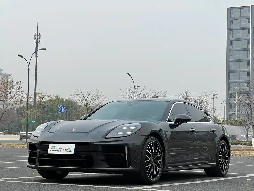 Porsche Panamera 2025 из CN, фото 1