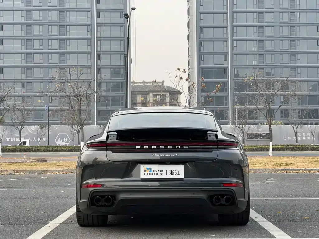 Porsche Panamera 2025 из CN, фото 7