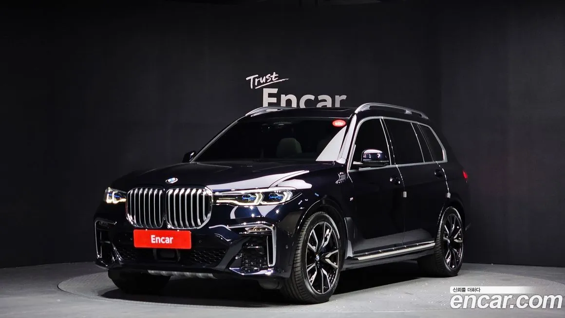 BMW X7 — фото 1