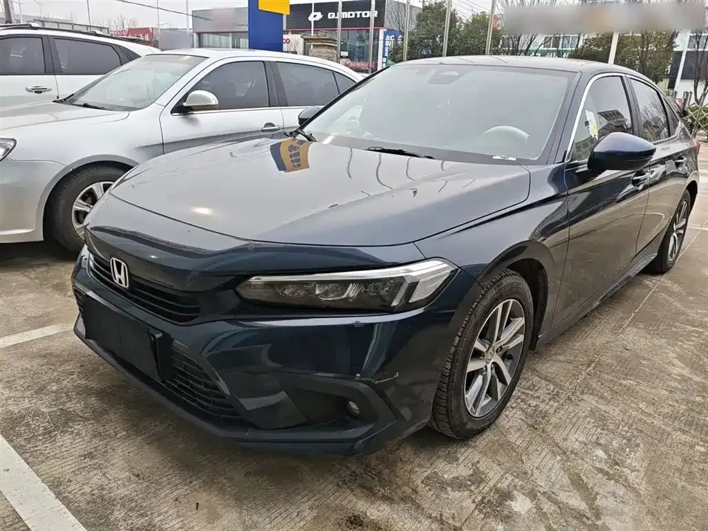 Honda Civic — фото 1