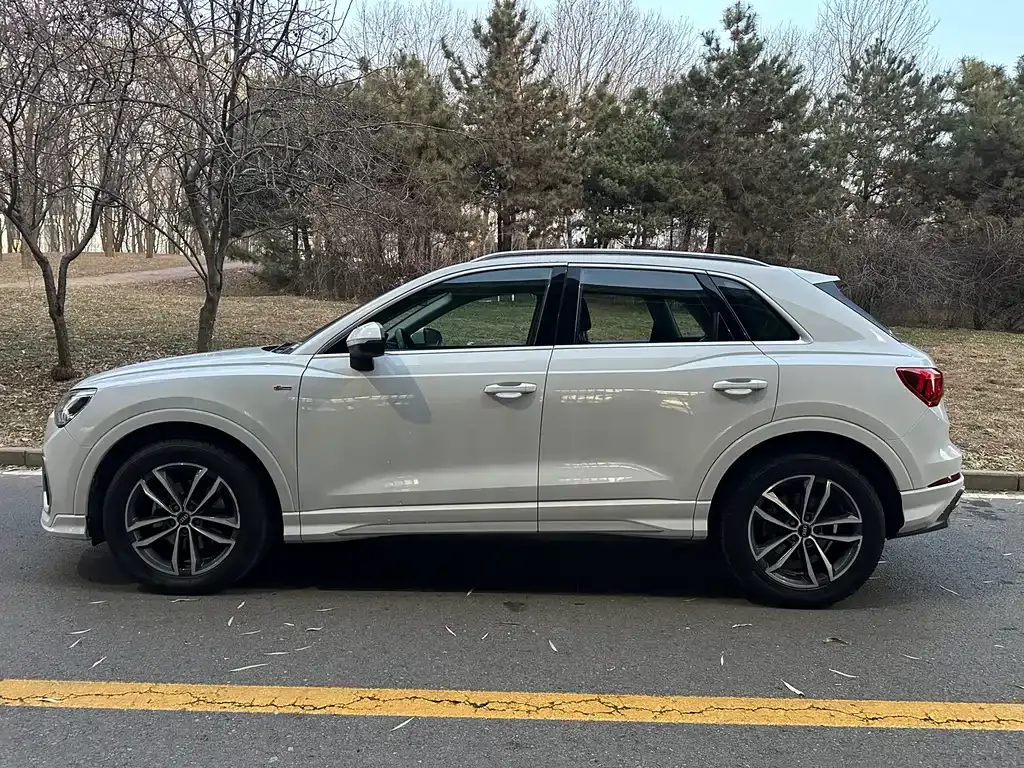 Audi Q3 2022 из CN, фото 8