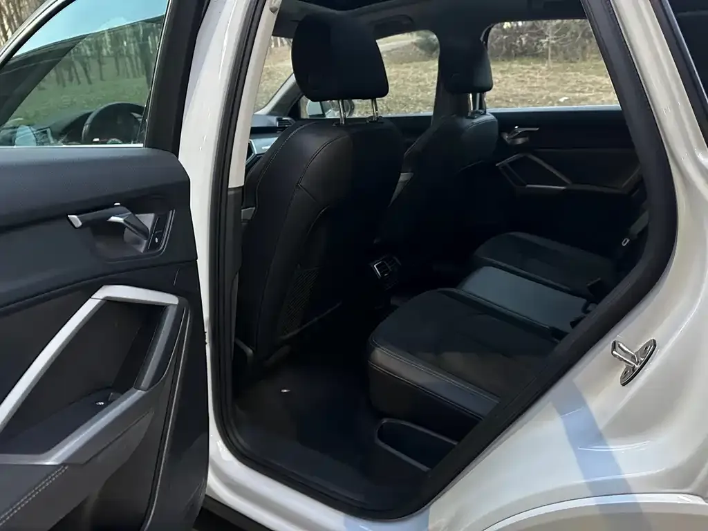 Audi Q3 2022 из CN, фото 5