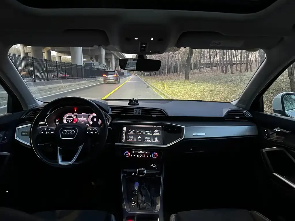 Audi Q3 2022 из CN, фото 4