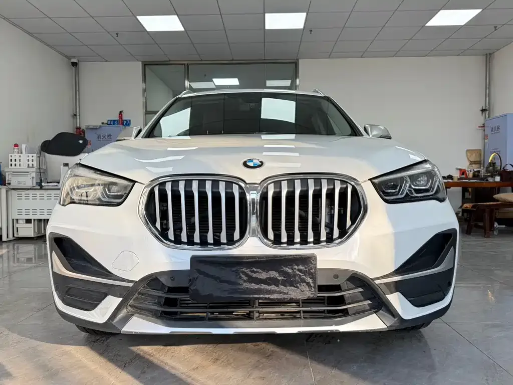 BMW X1 2021 из CN, фото 8