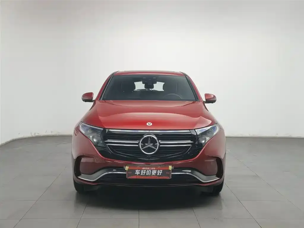 Mercedes-Benz EQC — фото 7