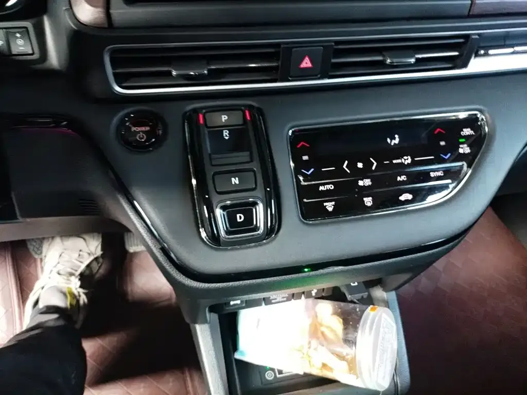 Honda Odyssey 2023 из CN, фото 6