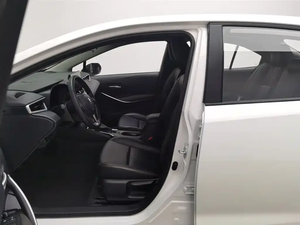 Toyota Corolla 2024 из CN, фото 10