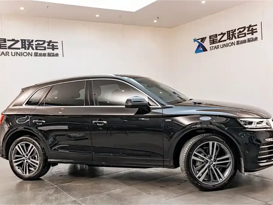 Audi Q5L 2021 из CN, фото 5