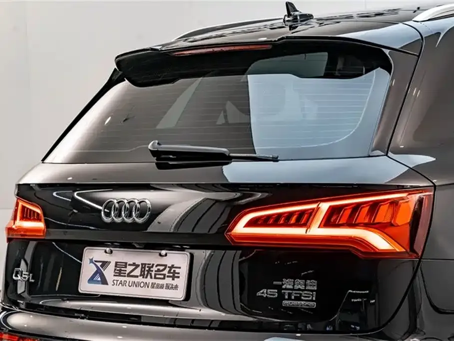 Audi Q5L 2021 из CN, фото 3
