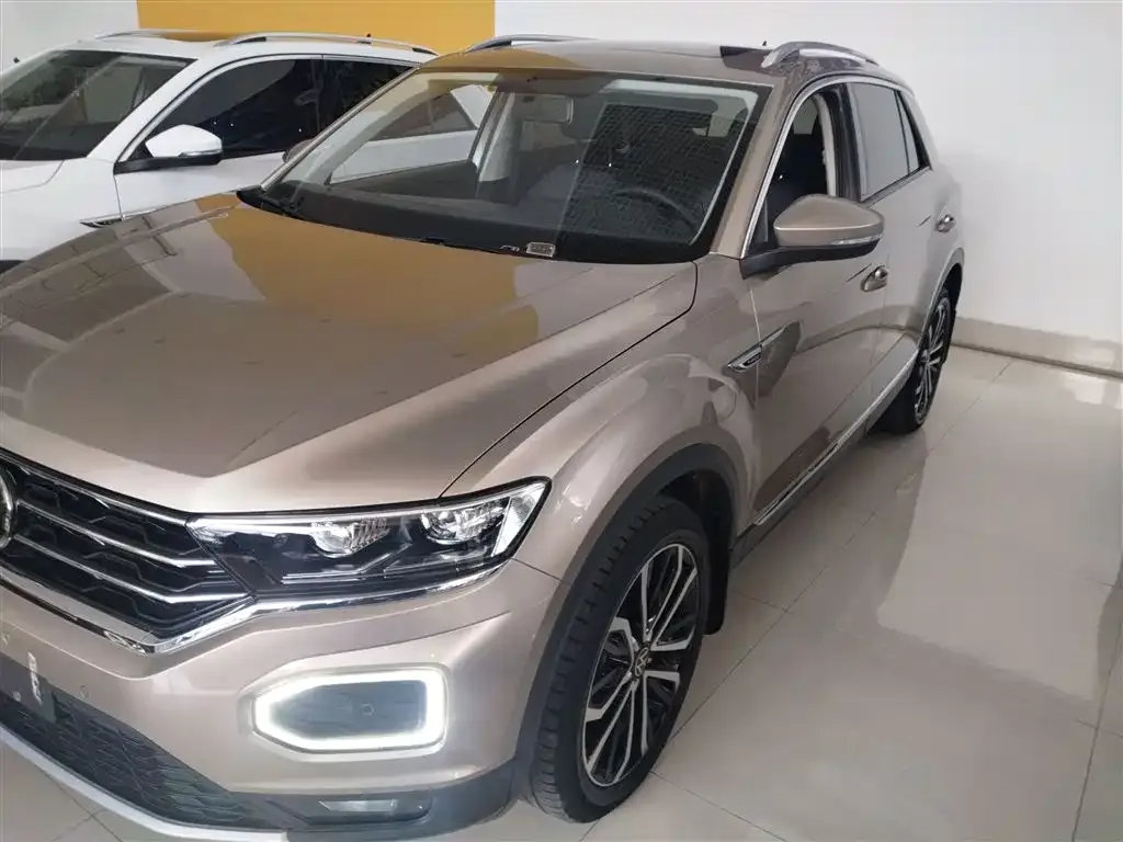 Volkswagen T-Roc 2023 из CN, фото 5