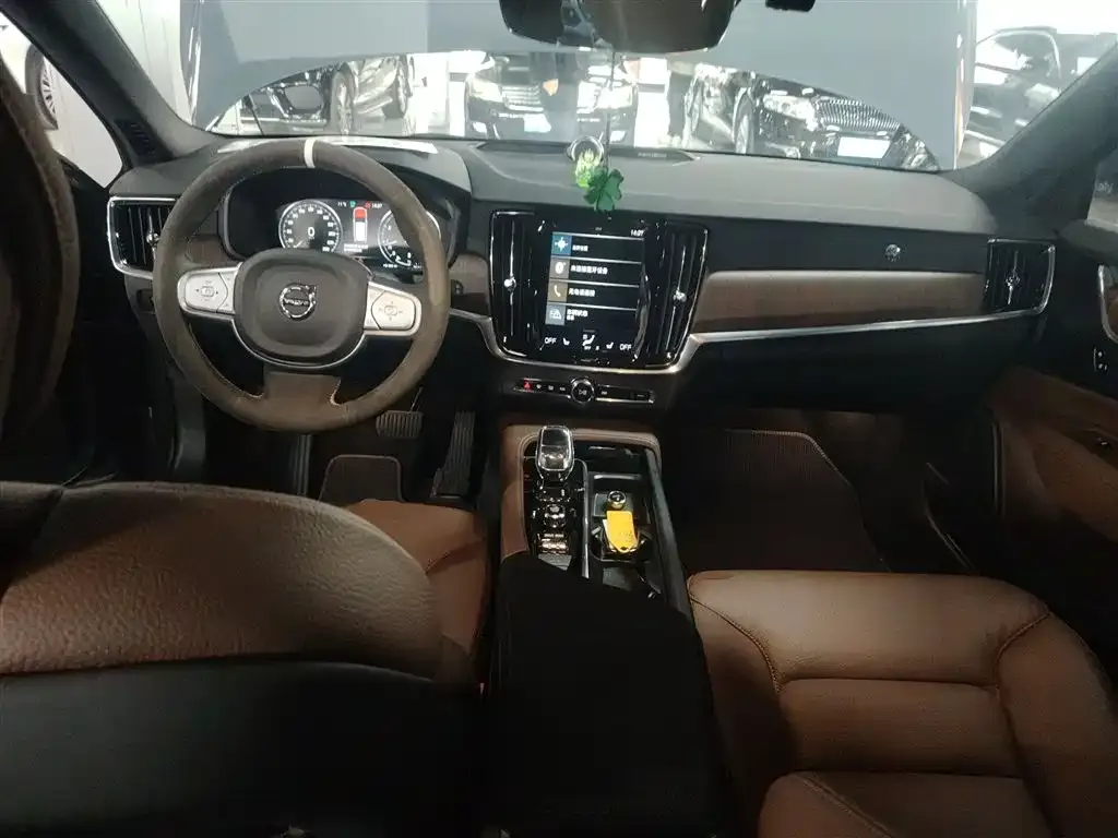 Volvo V90 2021 из CN, фото 5