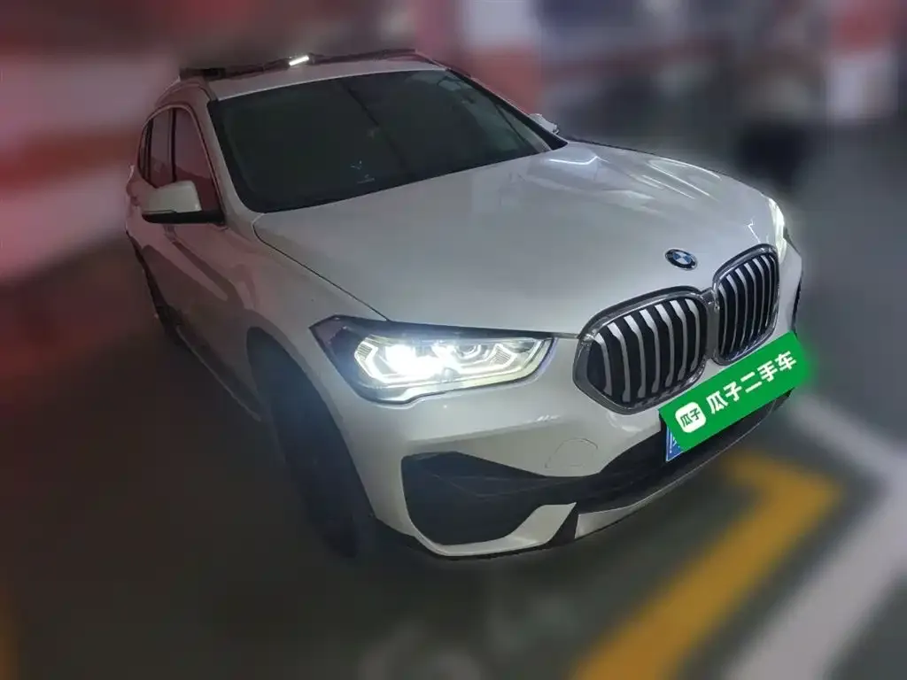 BMW X1 — фото 5