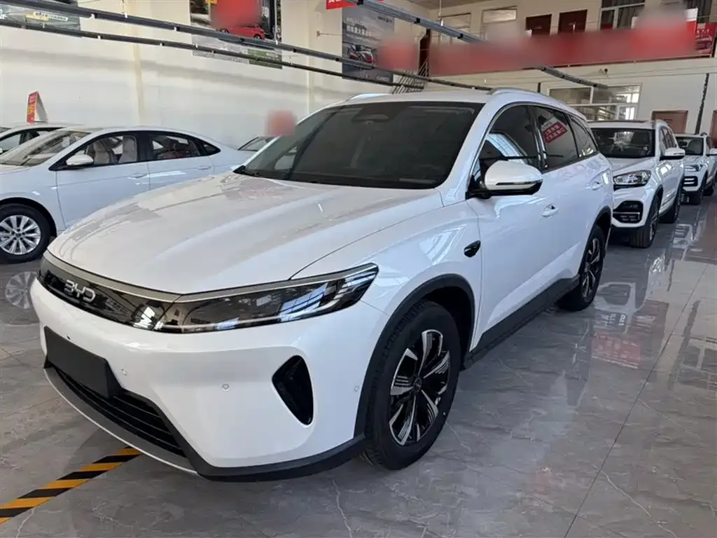 BYD Seal 05 DM-i — фото 3