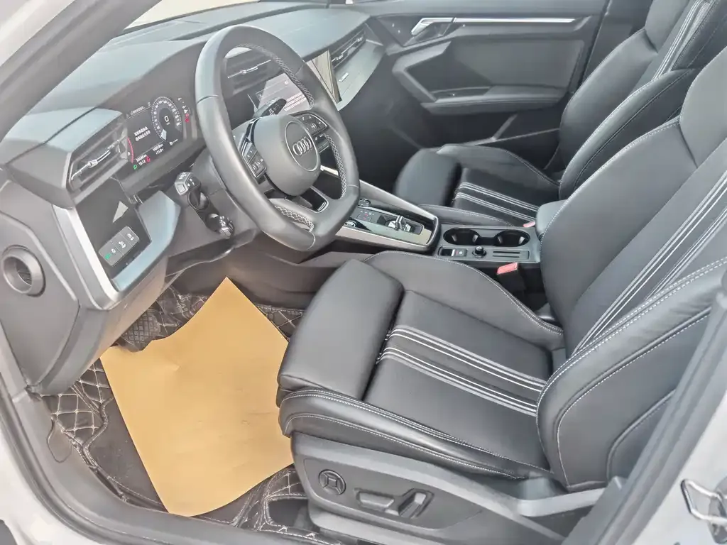 Audi A3 2022 из CN, фото 4
