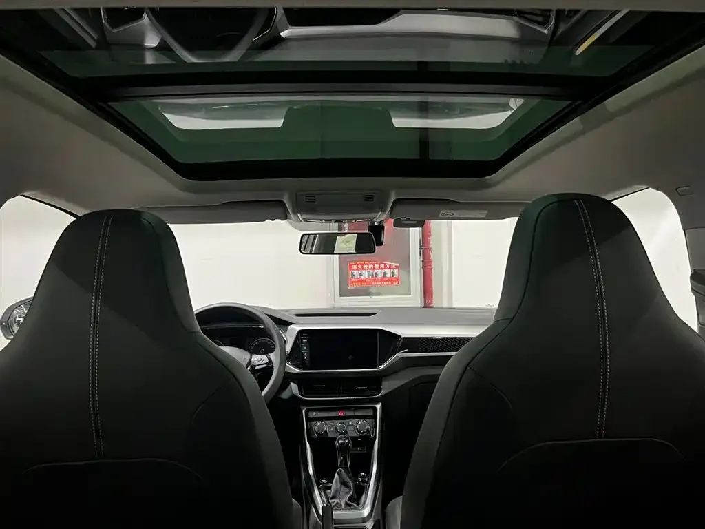 Volkswagen T-Cross 2021 из CN, фото 2