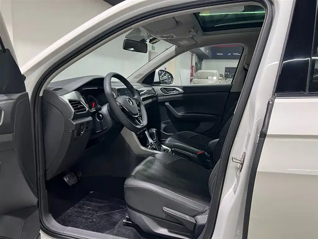 Volkswagen T-Cross 2021 из CN, фото 5