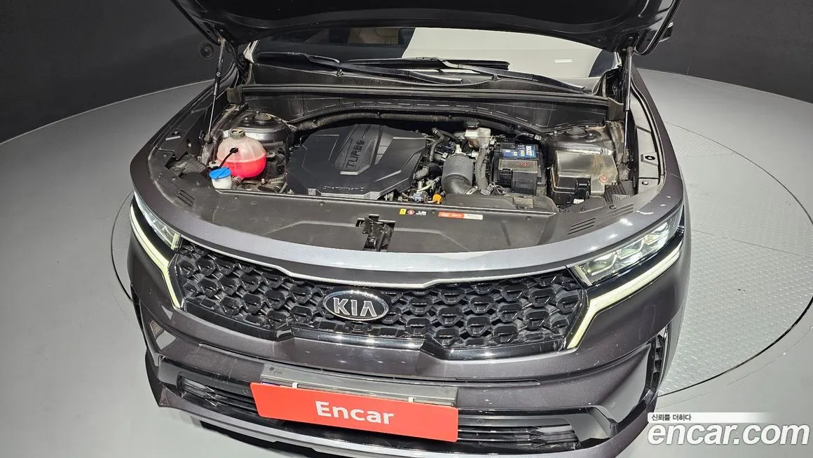Kia Sorento — фото 9