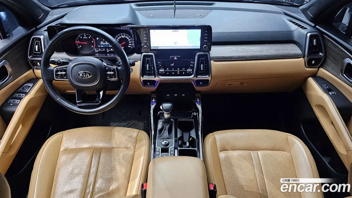 Kia Sorento — фото 10