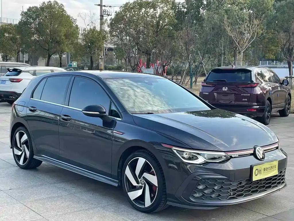 Volkswagen Golf GTI 2023 из CN, фото 10
