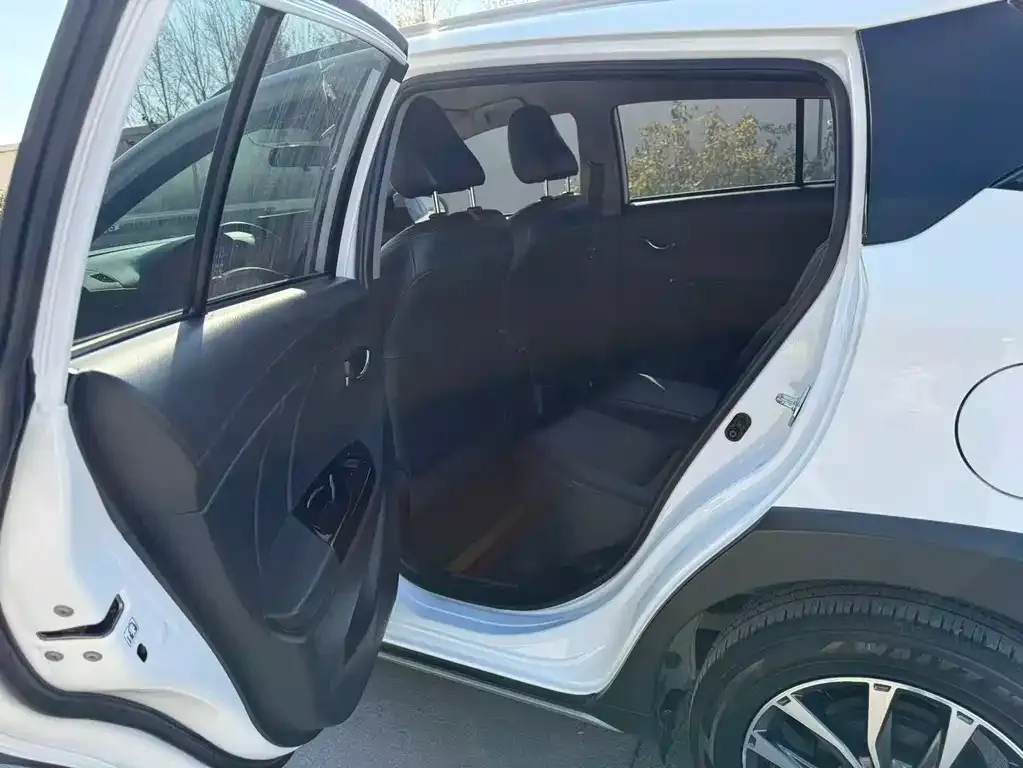Toyota Yaris L 2022 из CN, фото 3