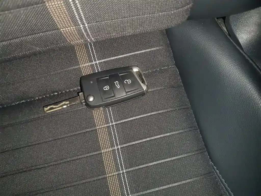 Volkswagen Lavida 2021 из CN, фото 9