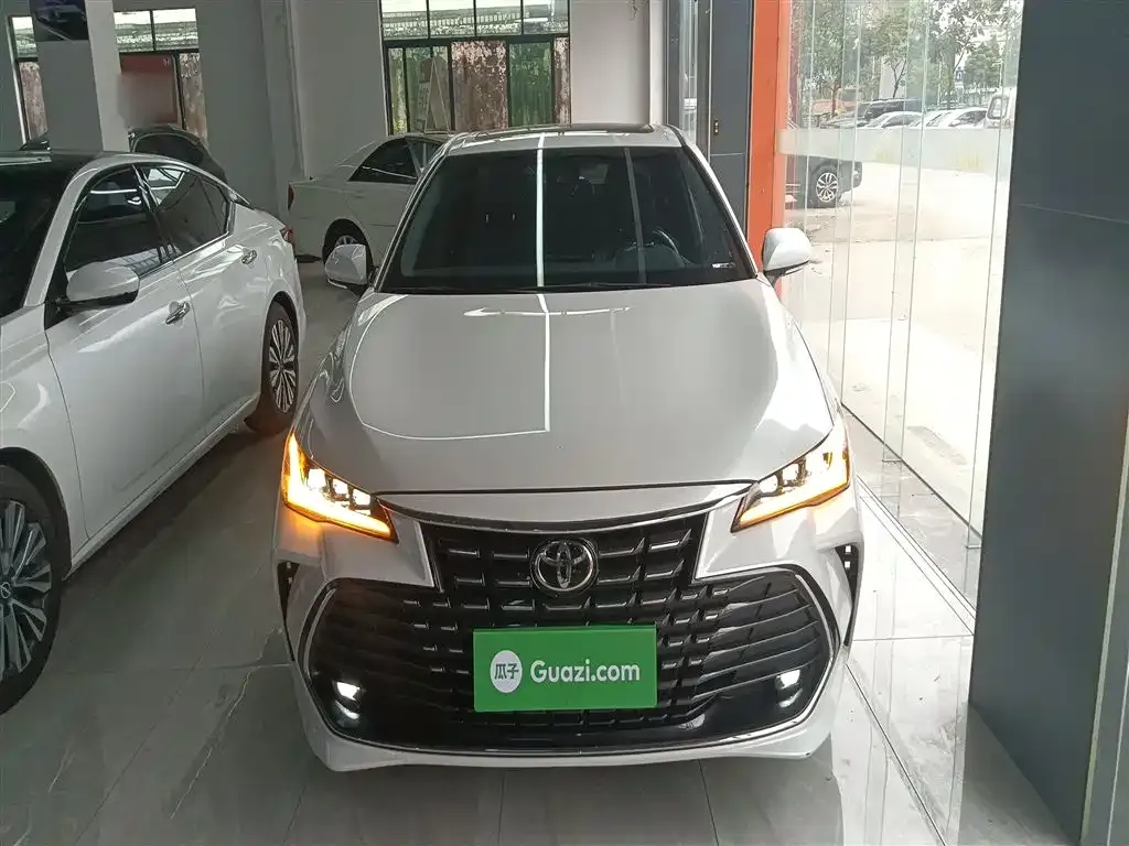 Toyota Avalon 2024 из CN, фото 3