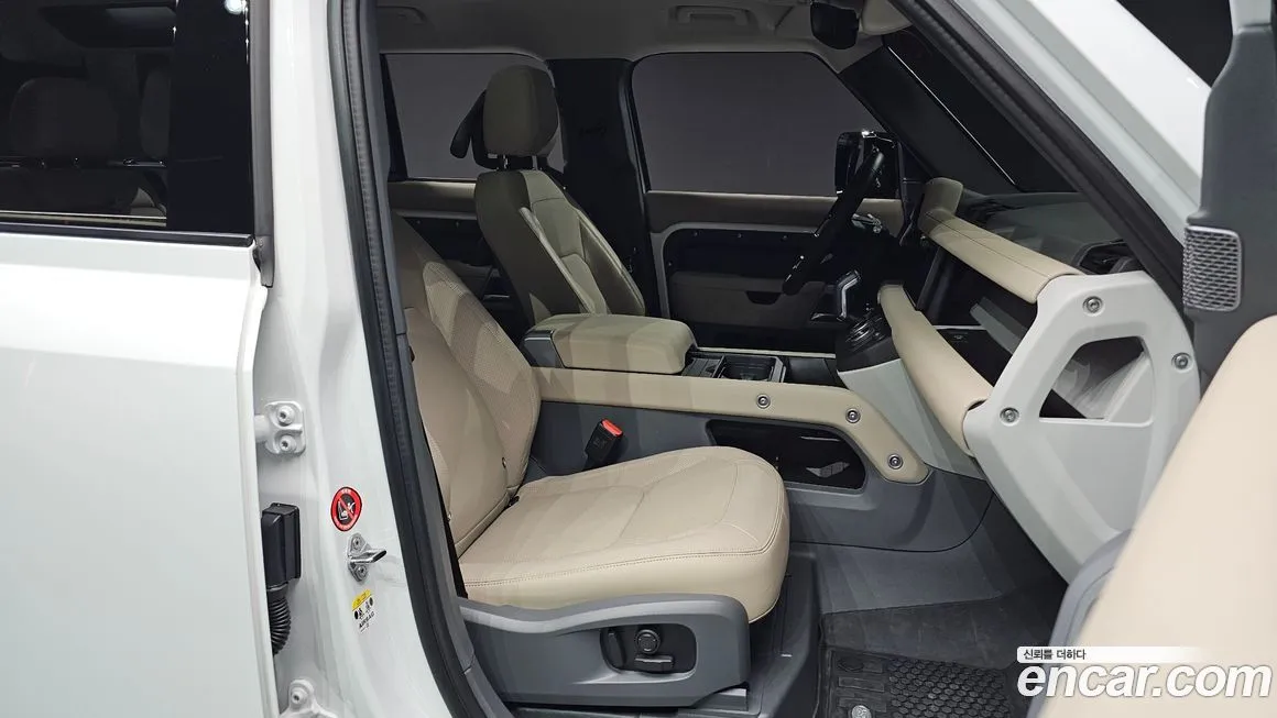 Land Rover Defender 2024 из KR, фото 9