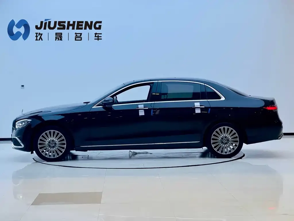 Mercedes-Benz E-Class 2023 из CN, фото 3