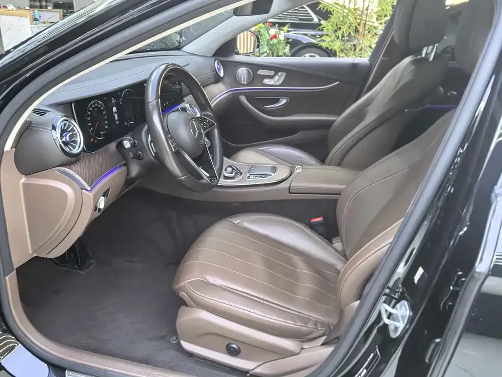 Mercedes-Benz E-Class 2023 из CN, фото 6