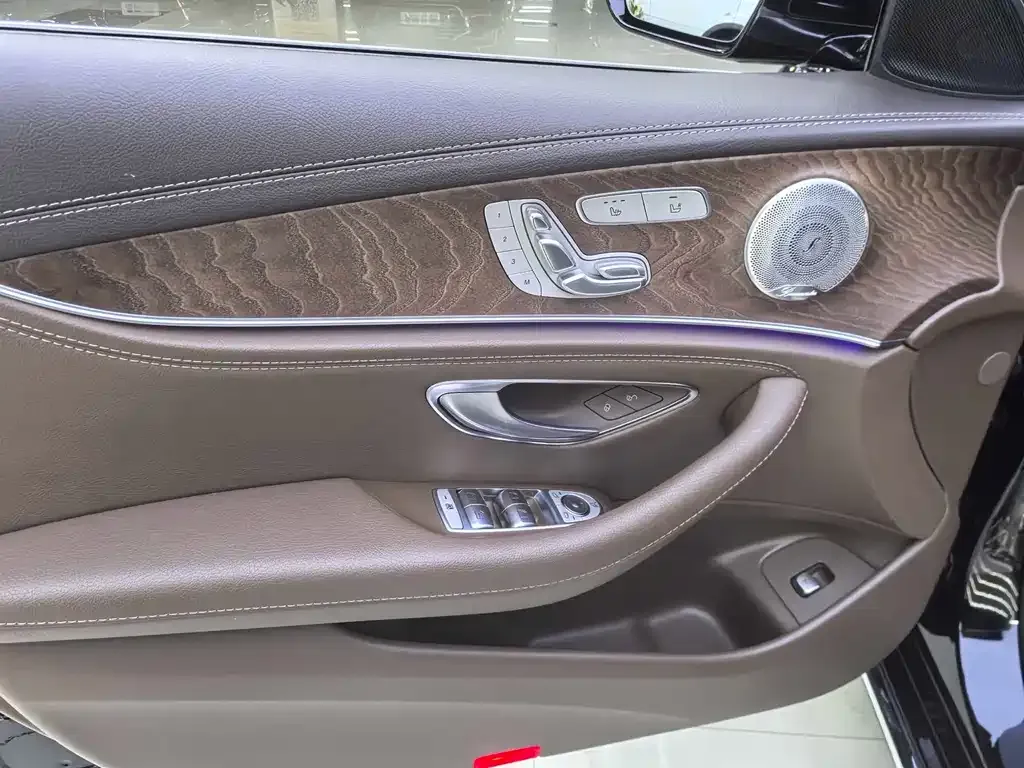 Mercedes-Benz E-Class 2023 из CN, фото 5