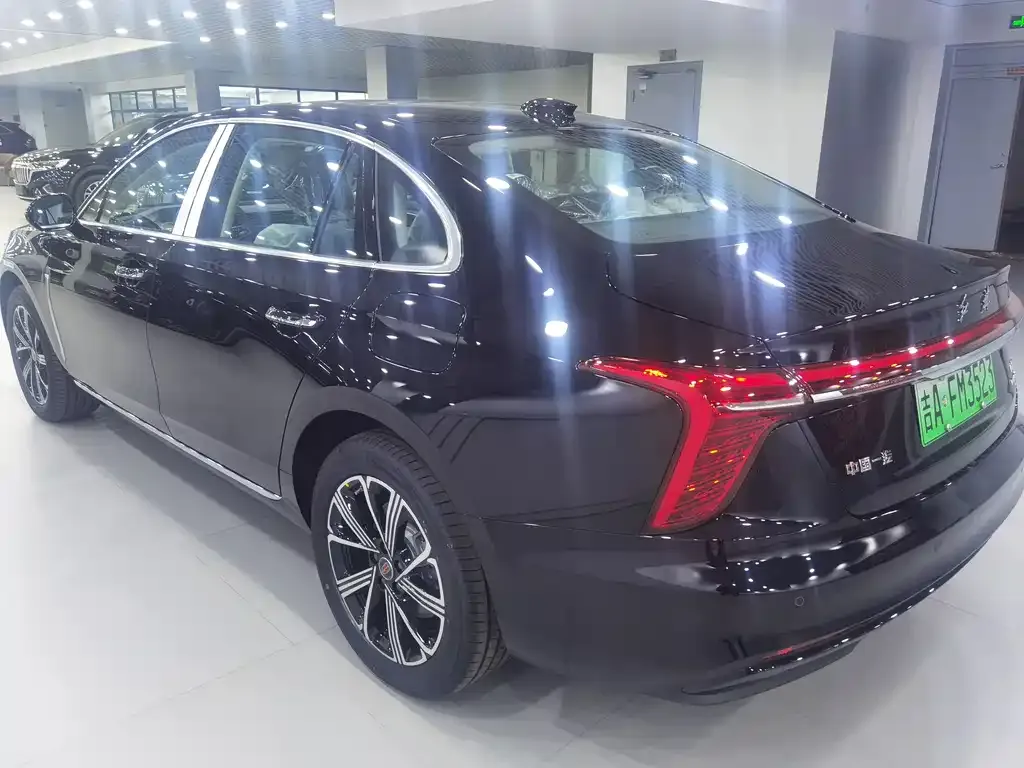 Hongqi H5 PHEV 2025 из CN, фото 6