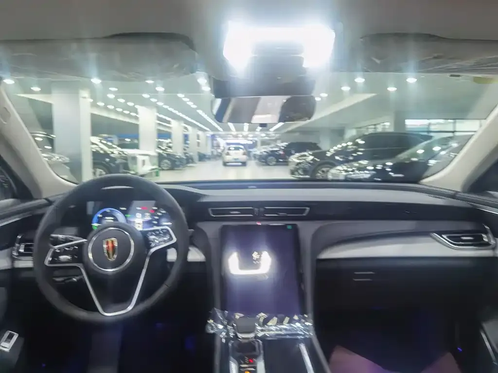 Hongqi H5 PHEV 2025 из CN, фото 8