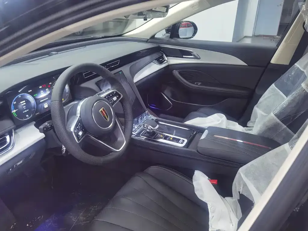 Hongqi H5 PHEV 2025 из CN, фото 9