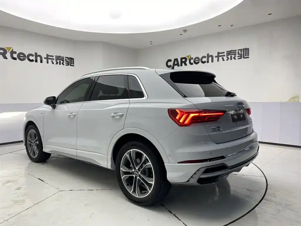 Audi Q3 — фото 9