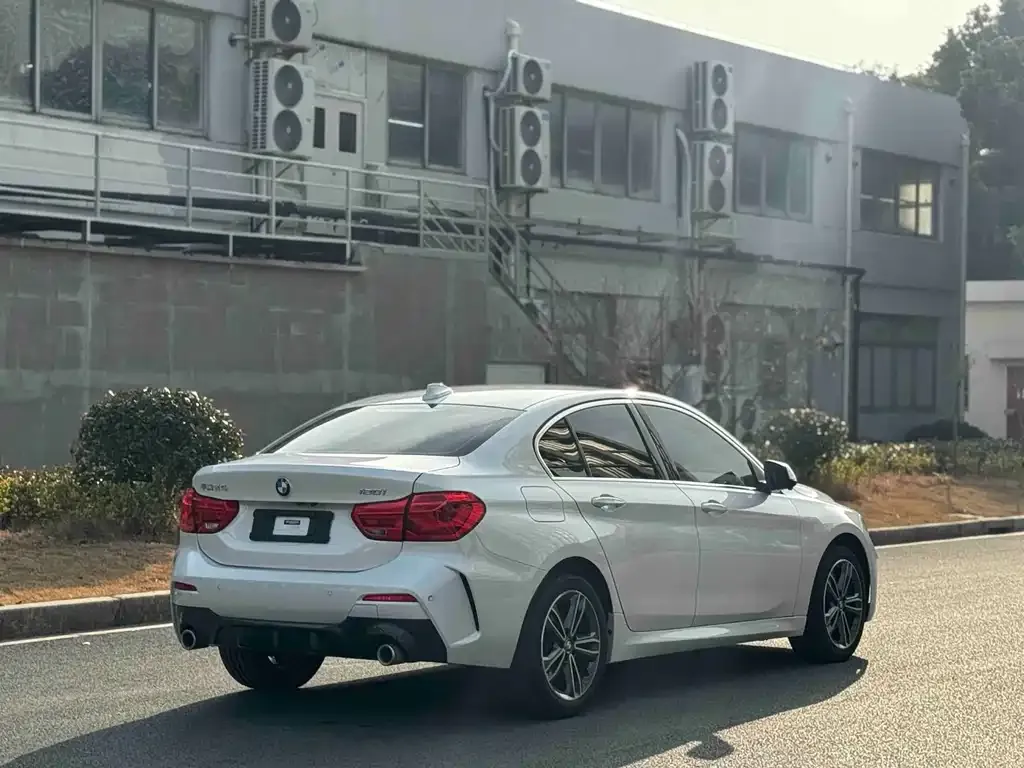 BMW 1 Series — фото 5