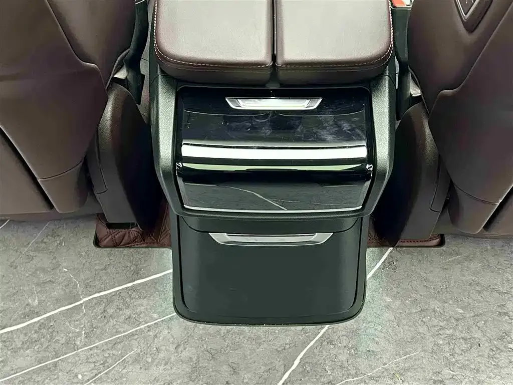 Buick Century 2025 из CN, фото 7