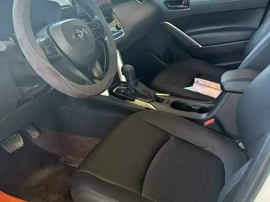 Toyota Corolla Cross 2025 из CN, фото 6