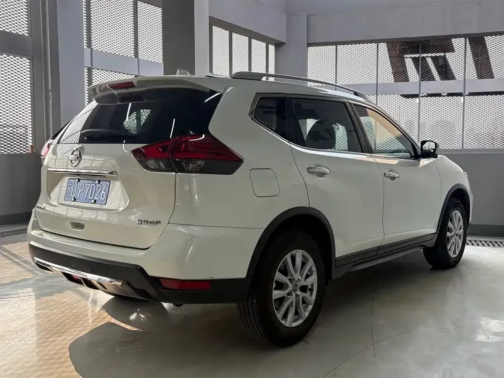 Nissan X-Trail 2021 из CN, фото 3