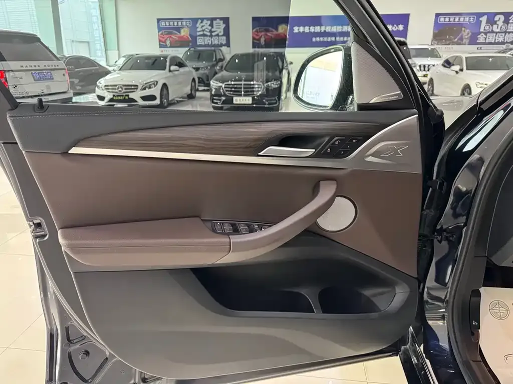 BMW X3 2022 из CN, фото 2